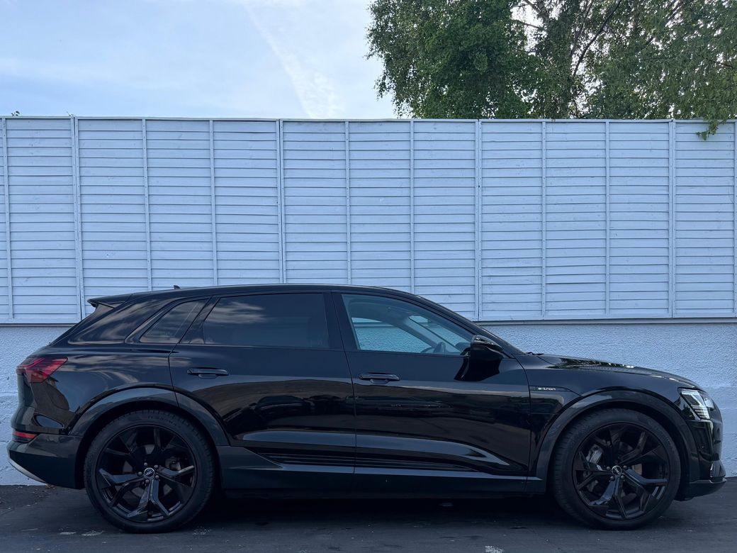 2021 Audi e-tron