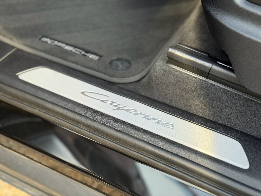 2024 Porsche Cayenne