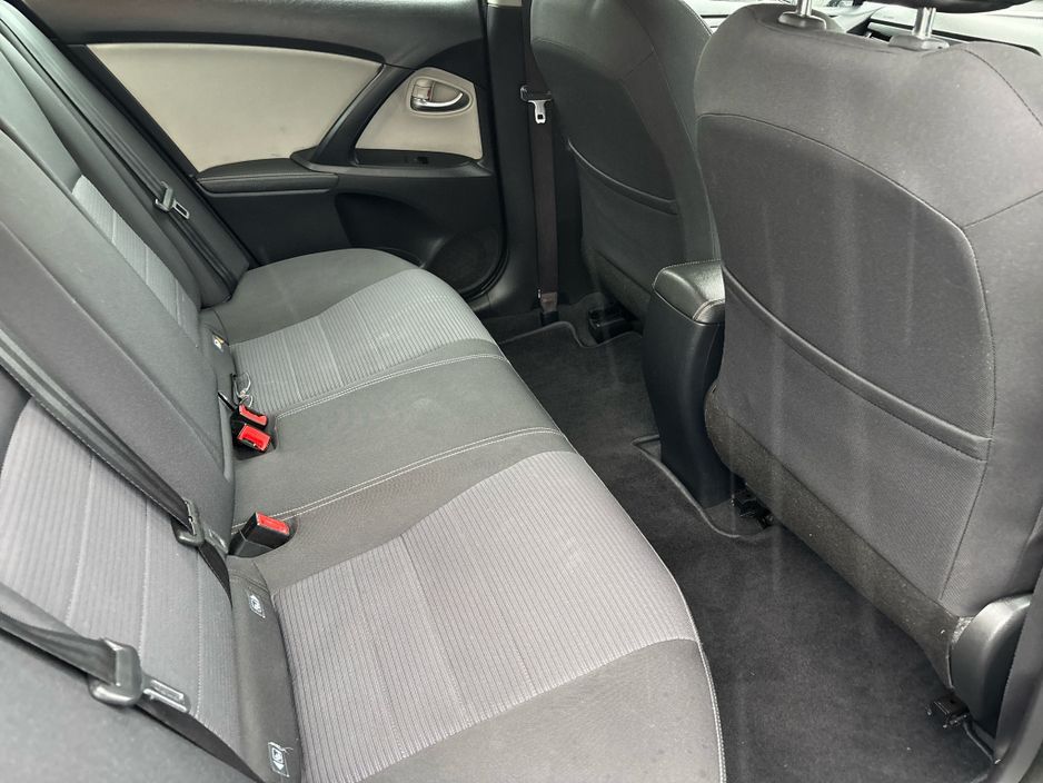 2016 Toyota Avensis