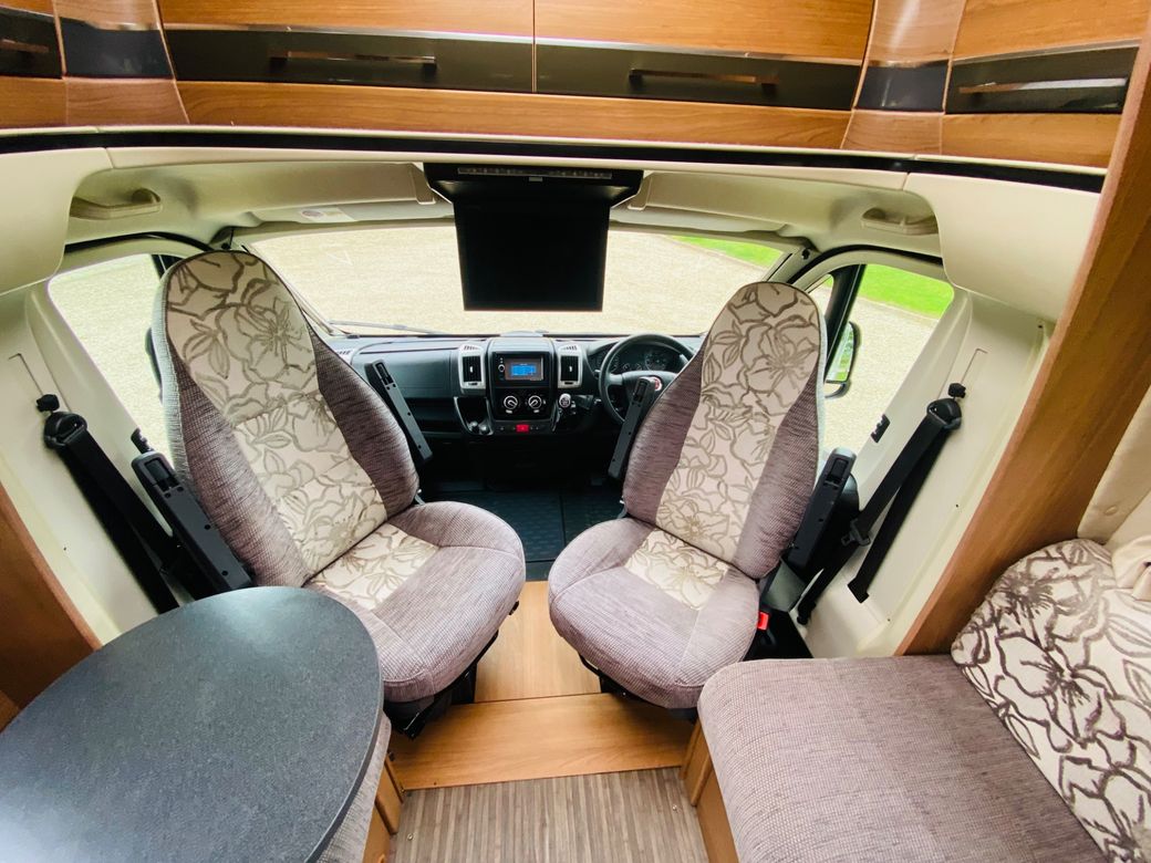 2015 AUTOTRAIL  FRONTIER MOHAWK LOW PROFILE !! C1 REQUIRED !! 