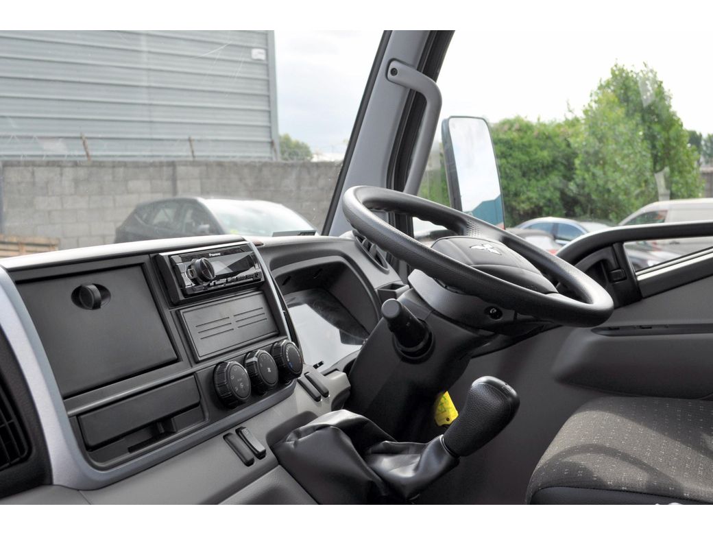 2025 FUSO Canter