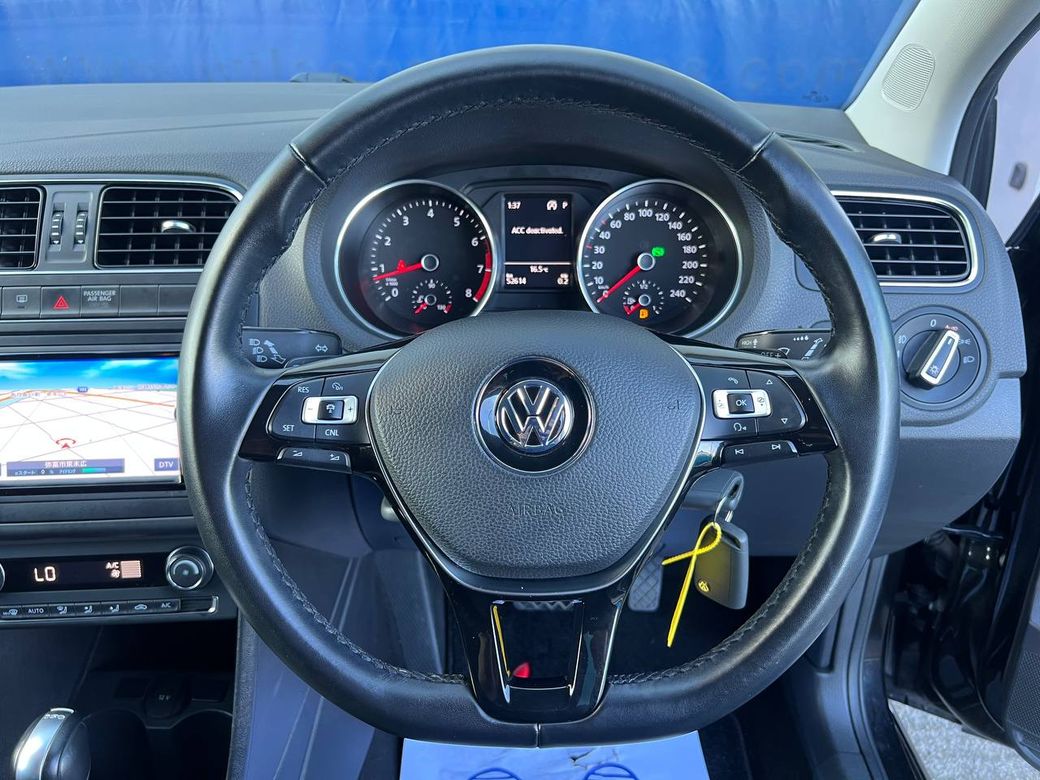 2017 Volkswagen Polo