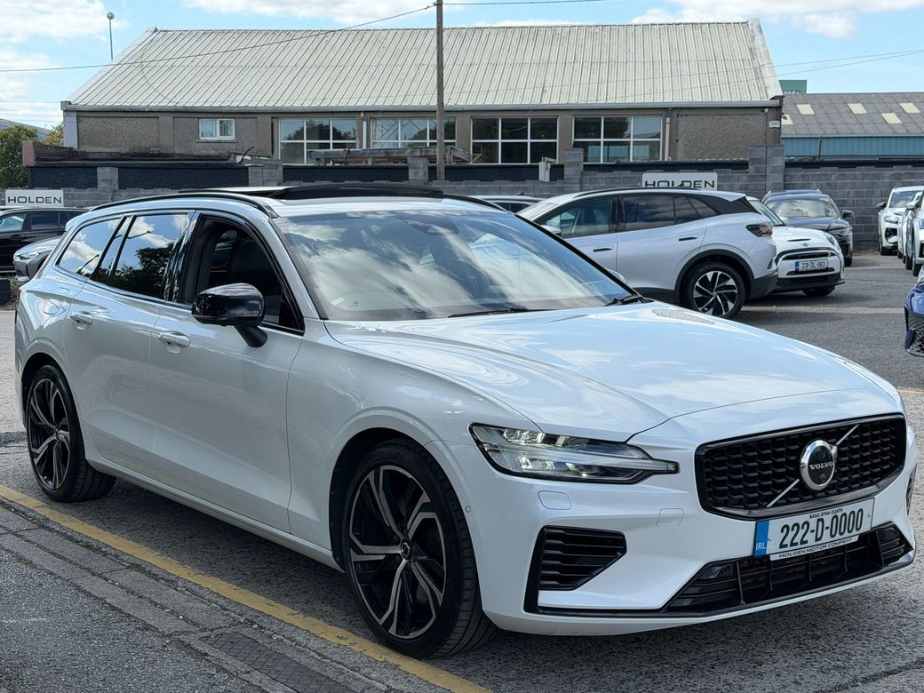 2022 Volvo V60