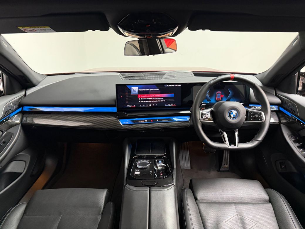 2024 BMW i5