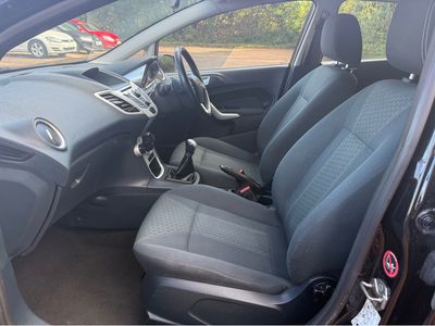 2011 Ford Fiesta