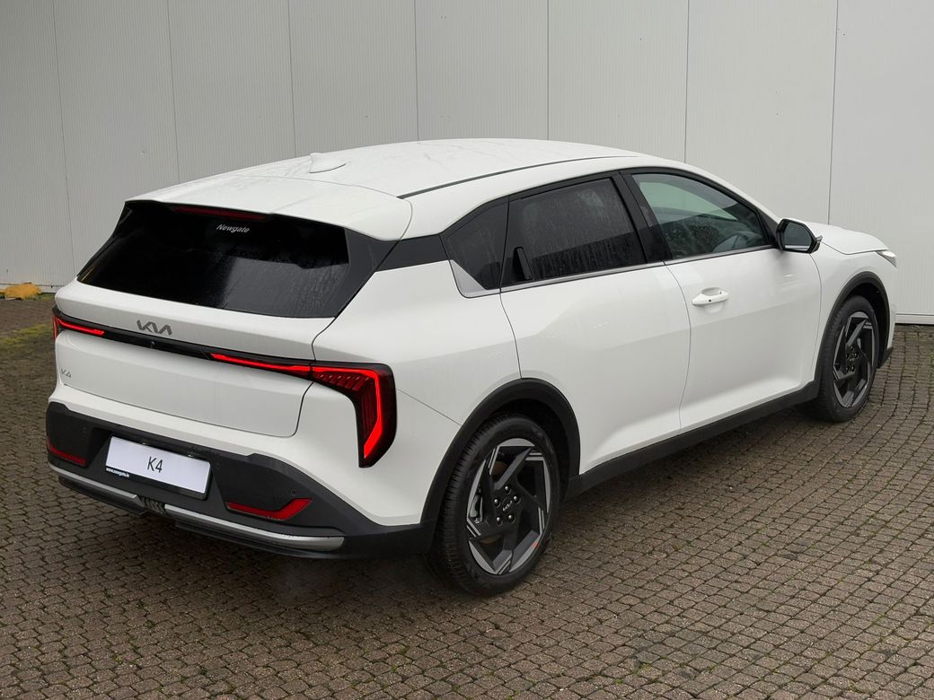 2026 Kia K4