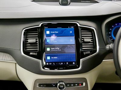 2023 Volvo XC90