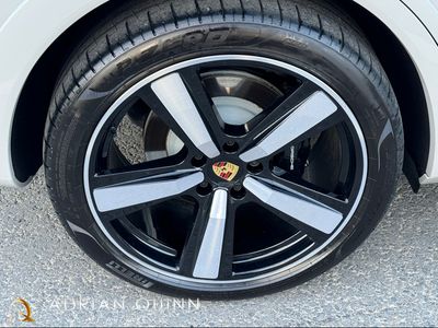 2024 Porsche Cayenne