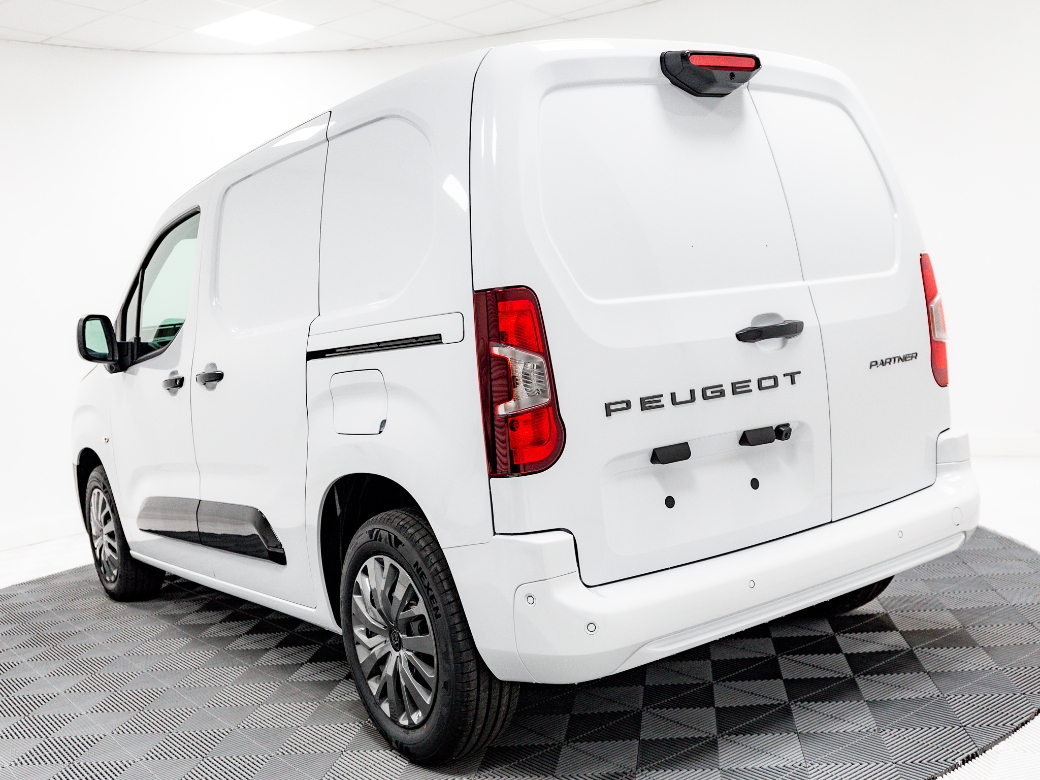 2026 Peugeot Partner