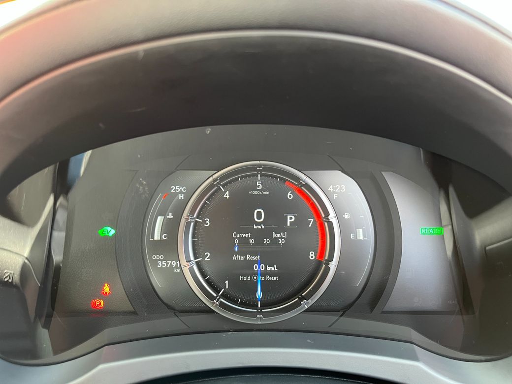 2023 Lexus IS 300h
