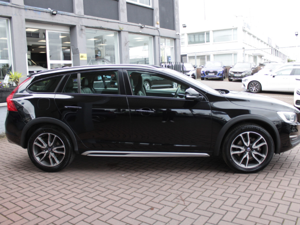 2017 Volvo V60