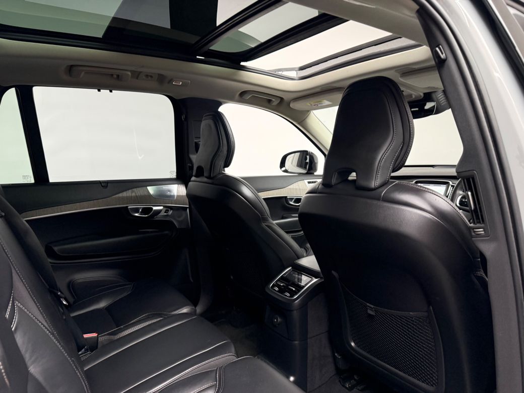 2023 Volvo XC90