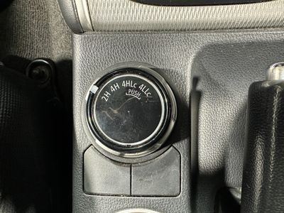 2020 Mitsubishi L200