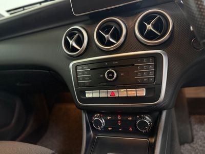 2016 Mercedes-Benz A 180