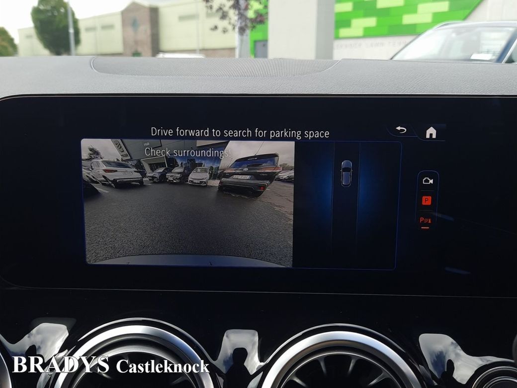 2025 Mercedes-Benz EQA