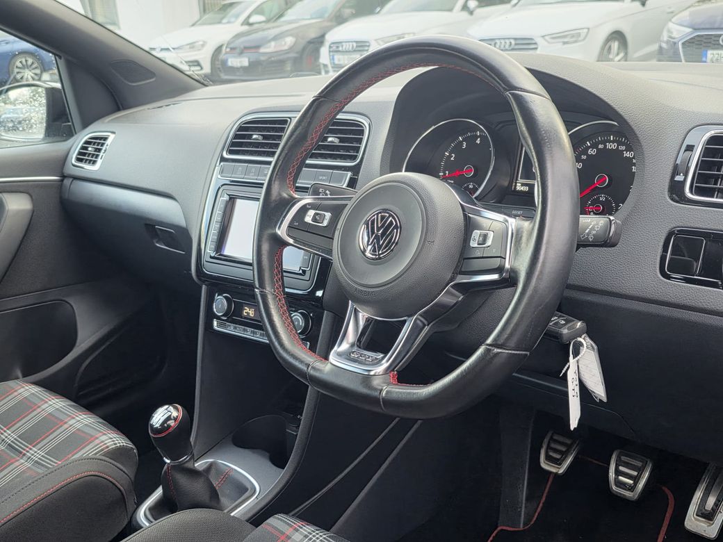 2015 Volkswagen Polo