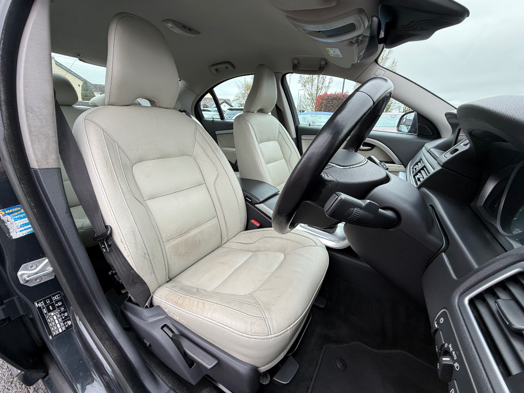 2015 Volvo S80