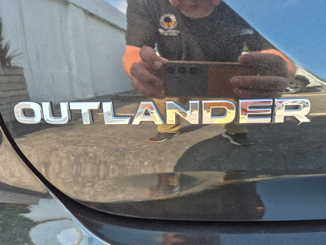 2022 Mitsubishi Outlander