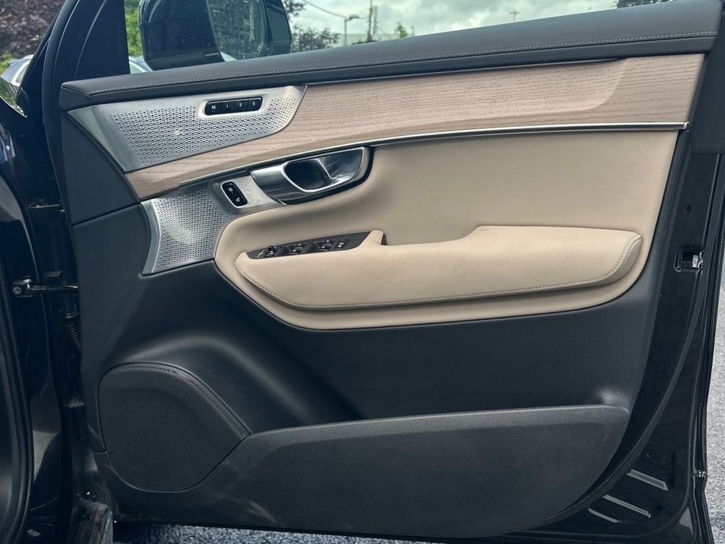 2025 Volvo XC90