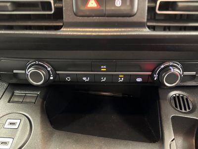 2024 Peugeot Partner