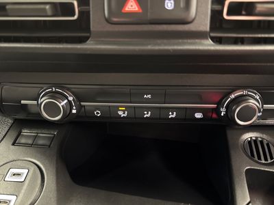 2025 Peugeot Partner