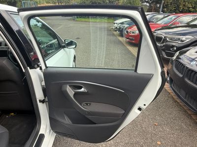 2015 Volkswagen Polo