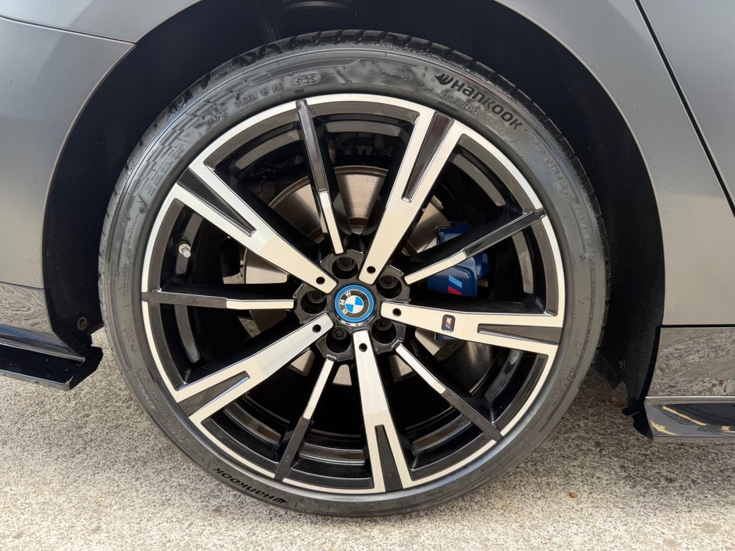 2025 BMW 5 Series
