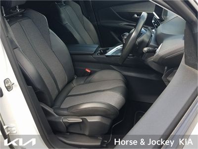 2022 Peugeot 5008