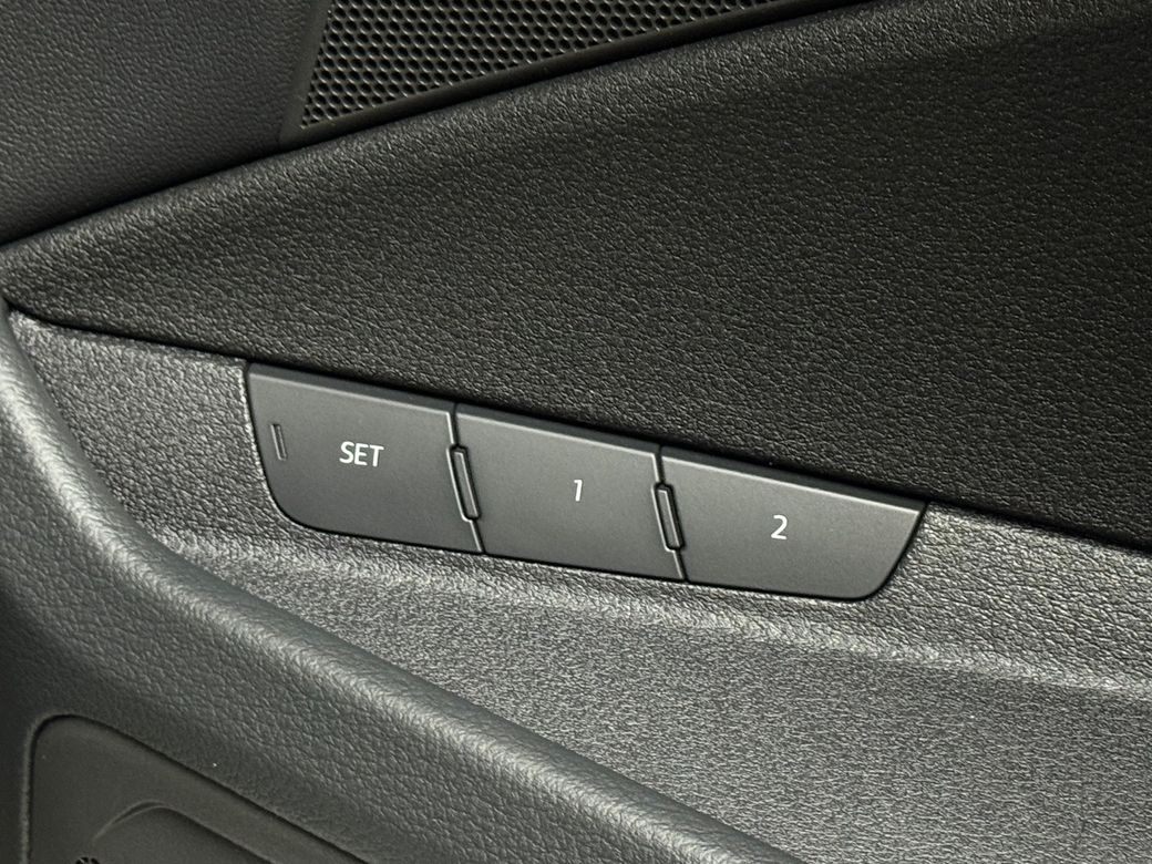 2023 Audi Q8 e-tron