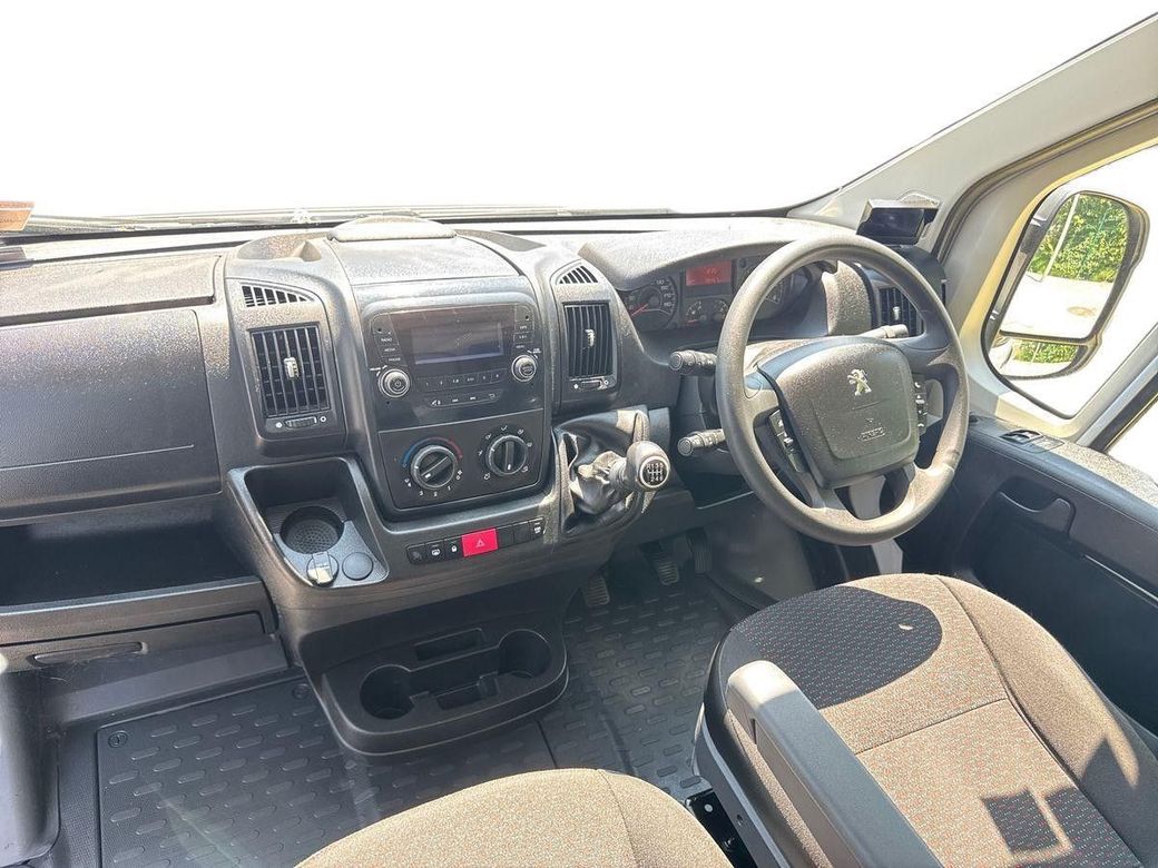2023 Peugeot Boxer
