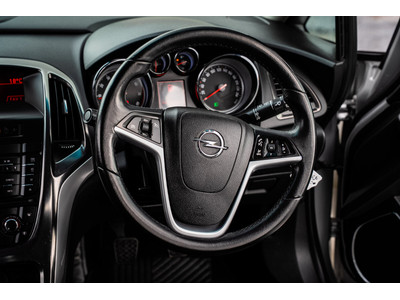 2011 Opel Astra