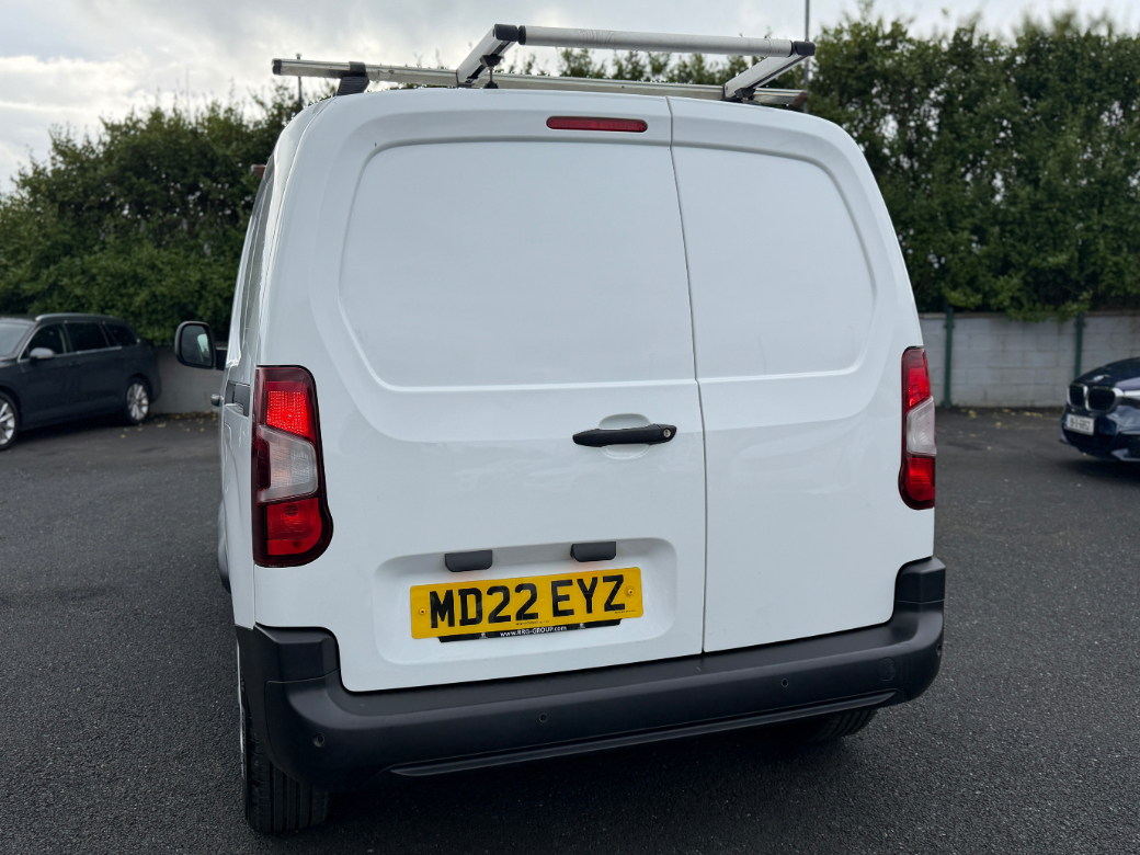 2022 Peugeot Partner