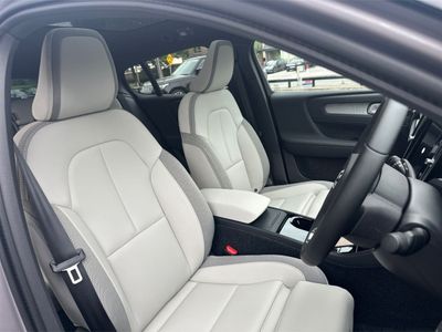 2026 Volvo EC40