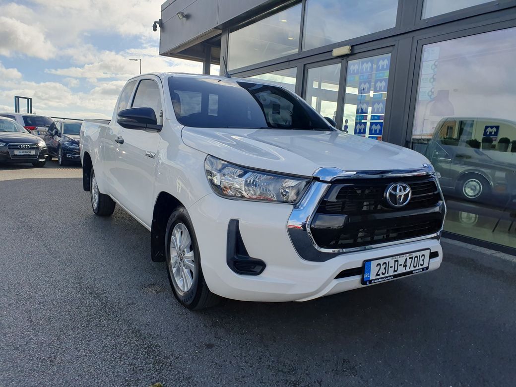 2023 Toyota Hilux