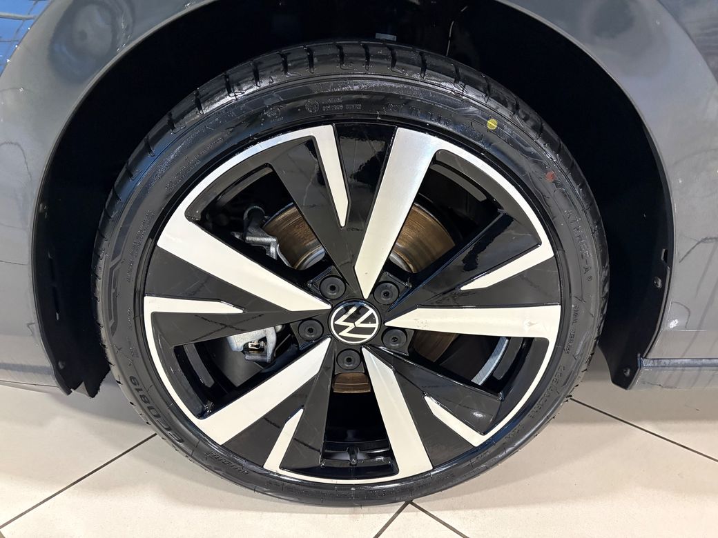 2025 Volkswagen Golf