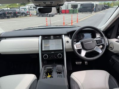 2025 Land Rover Discovery