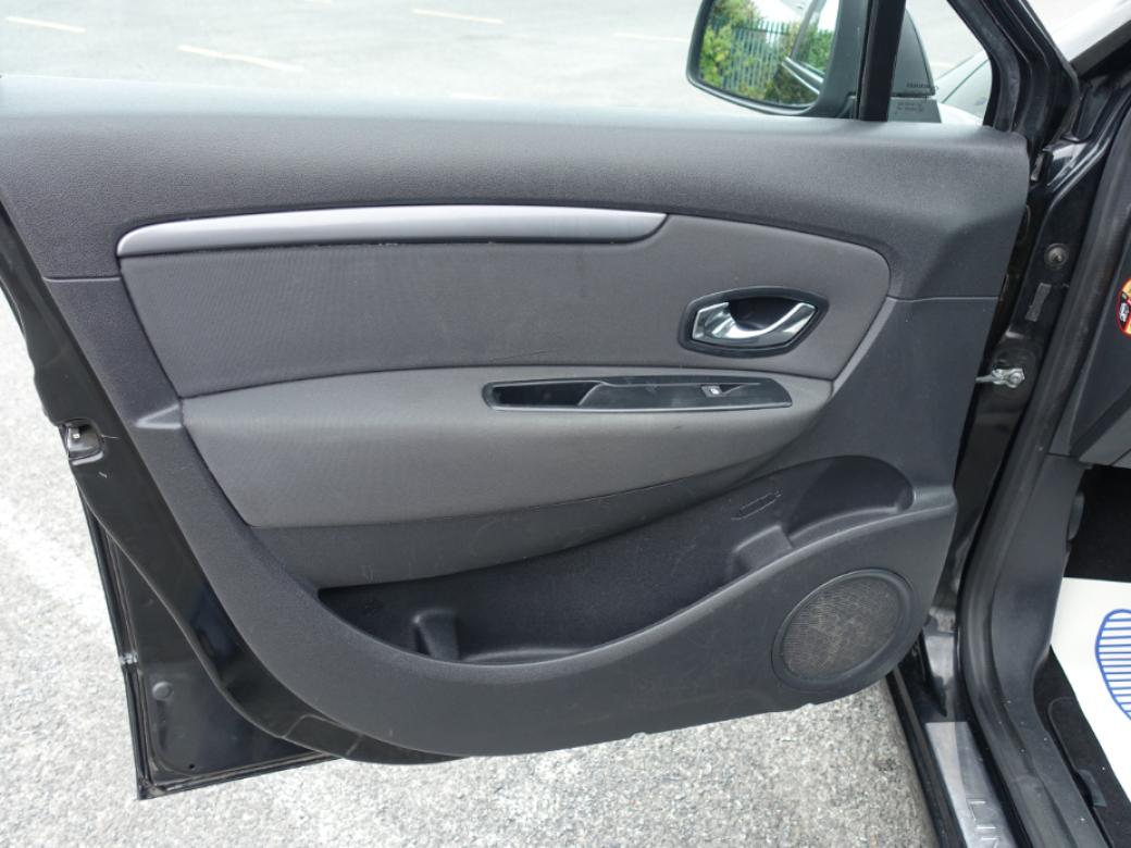 2016 Renault Grand Scenic
