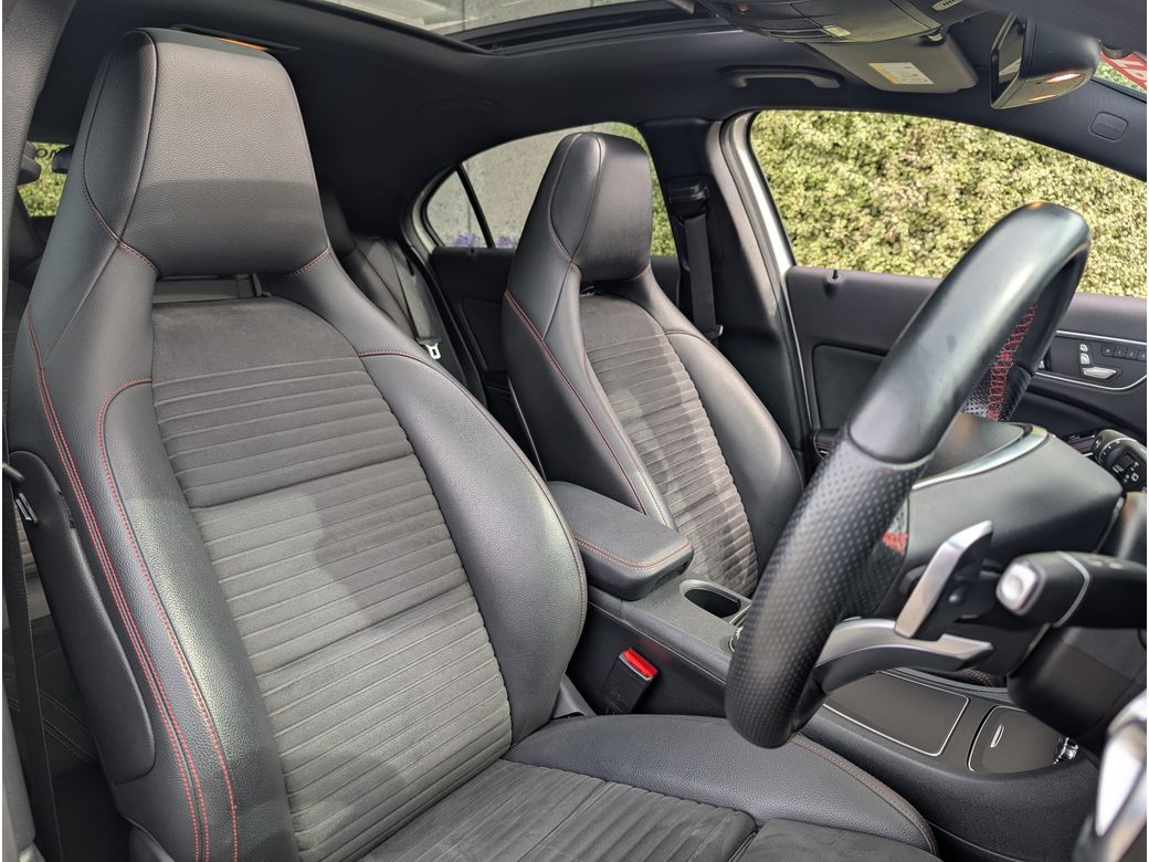 2017 Mercedes-Benz A 180