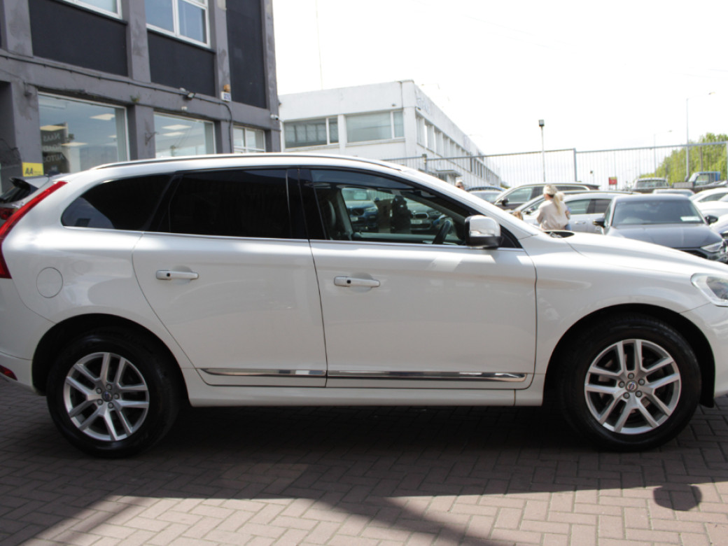 2017 Volvo XC60