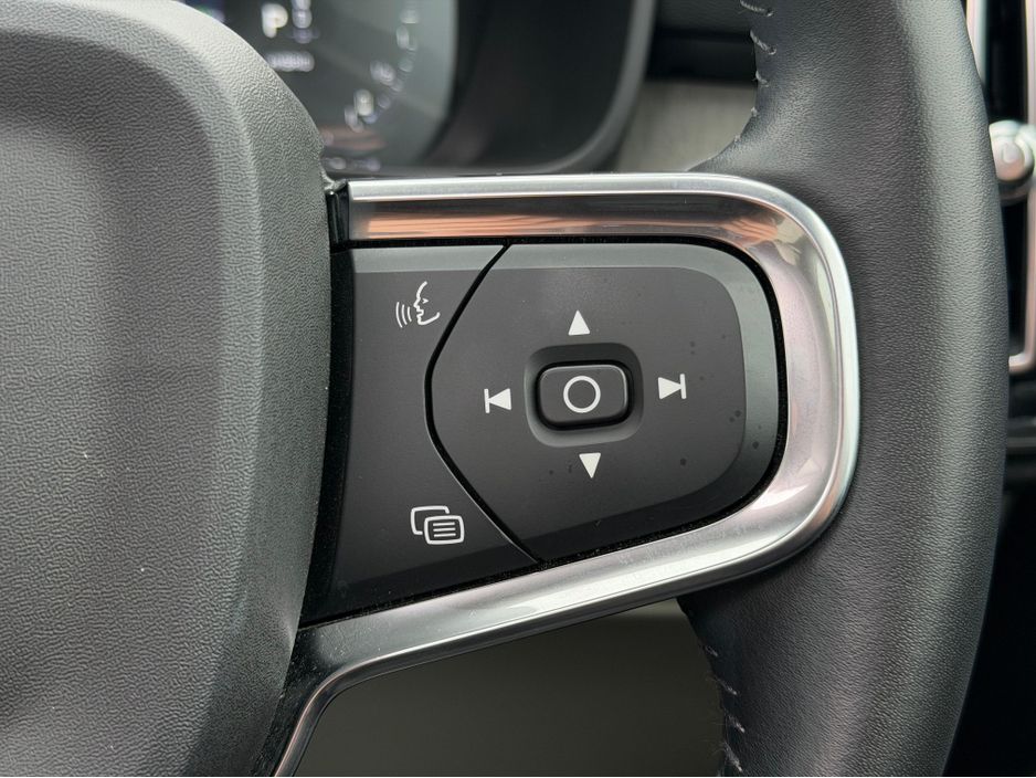 2021 Volvo XC40