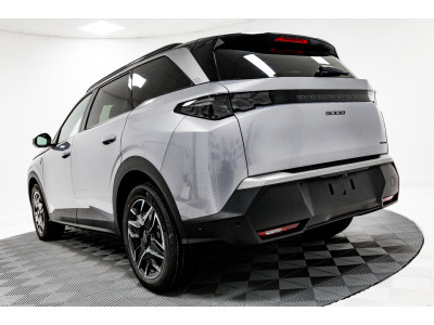 2025 Peugeot 5008