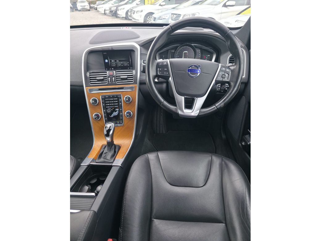 2017 Volvo XC60