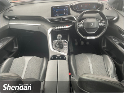 2020 Peugeot 5008