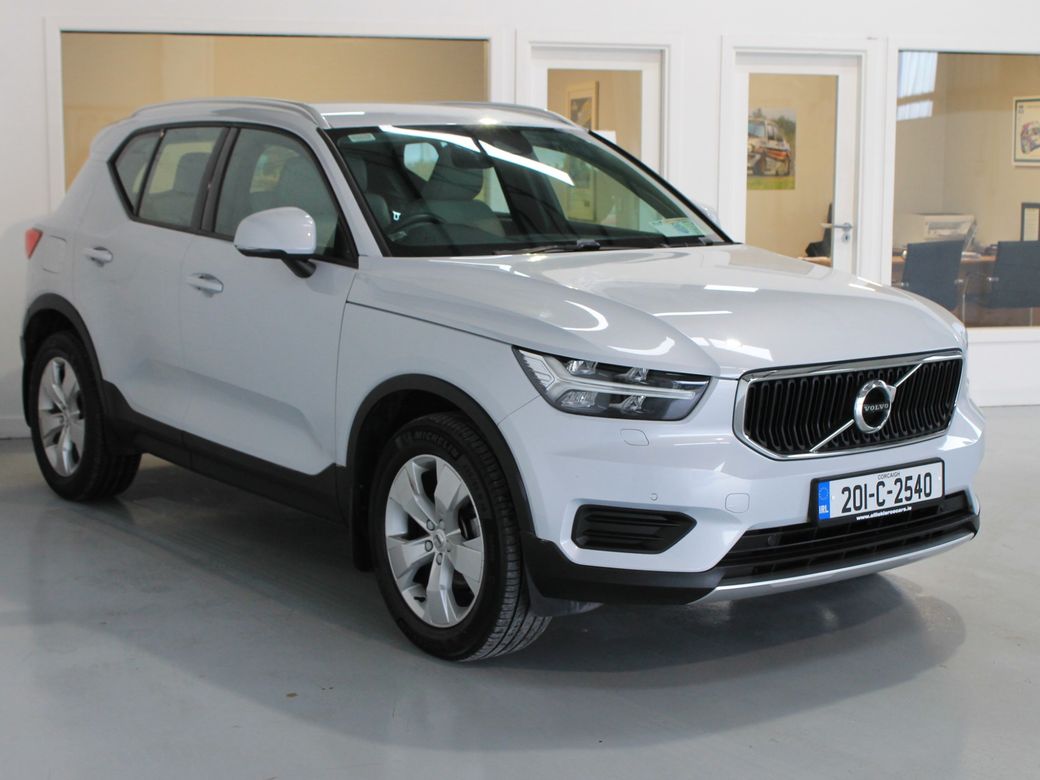 2020 Volvo XC40