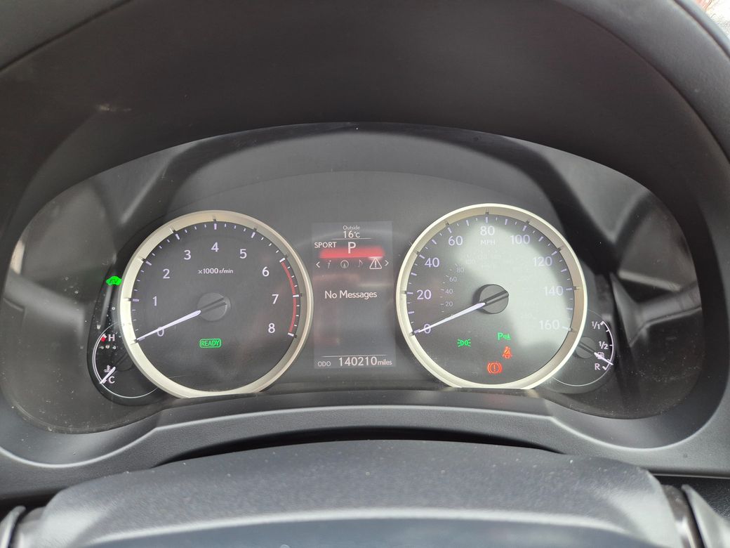 2014 Lexus IS 300h