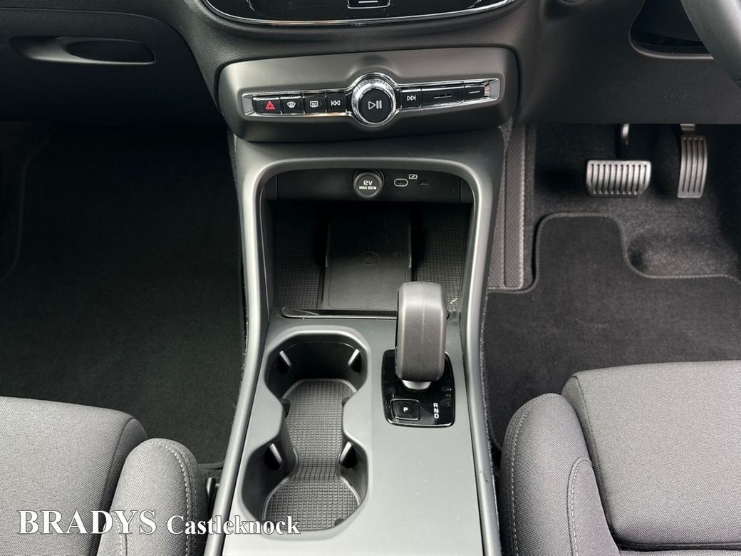 2026 Volvo EX40