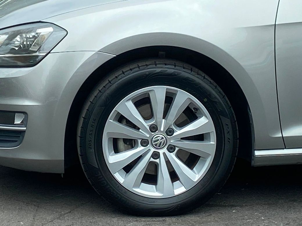 2017 Volkswagen Golf