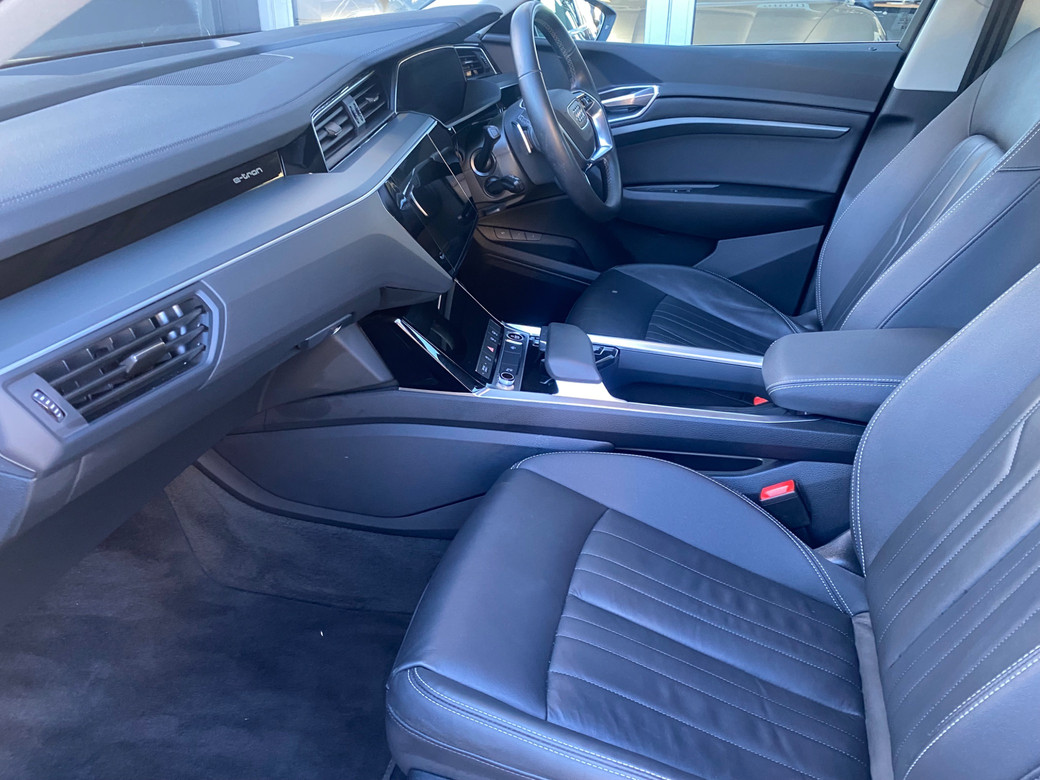 2024 Audi Q8 e-tron