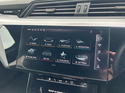 2022 Audi e-tron