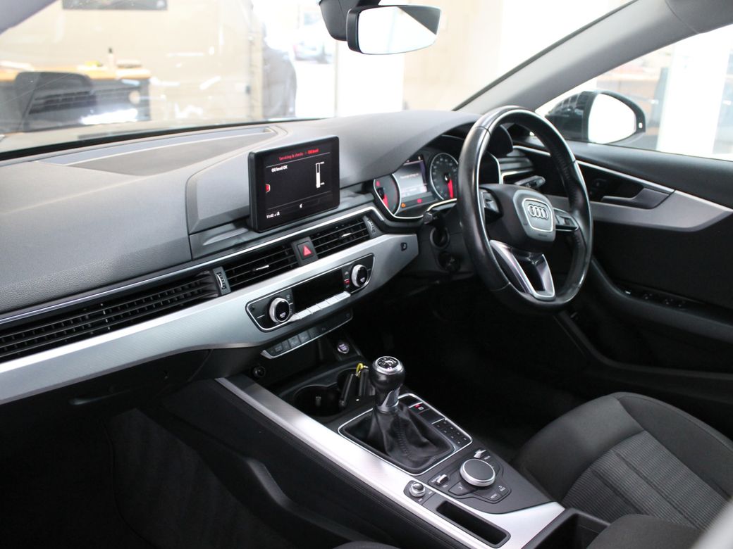 2017 Audi A4